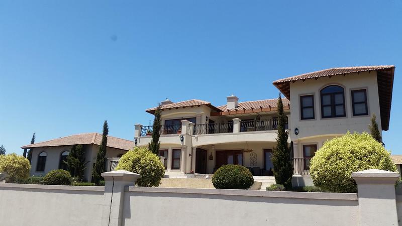 6 Bedroom Property for Sale in Klein Zevenwacht Western Cape